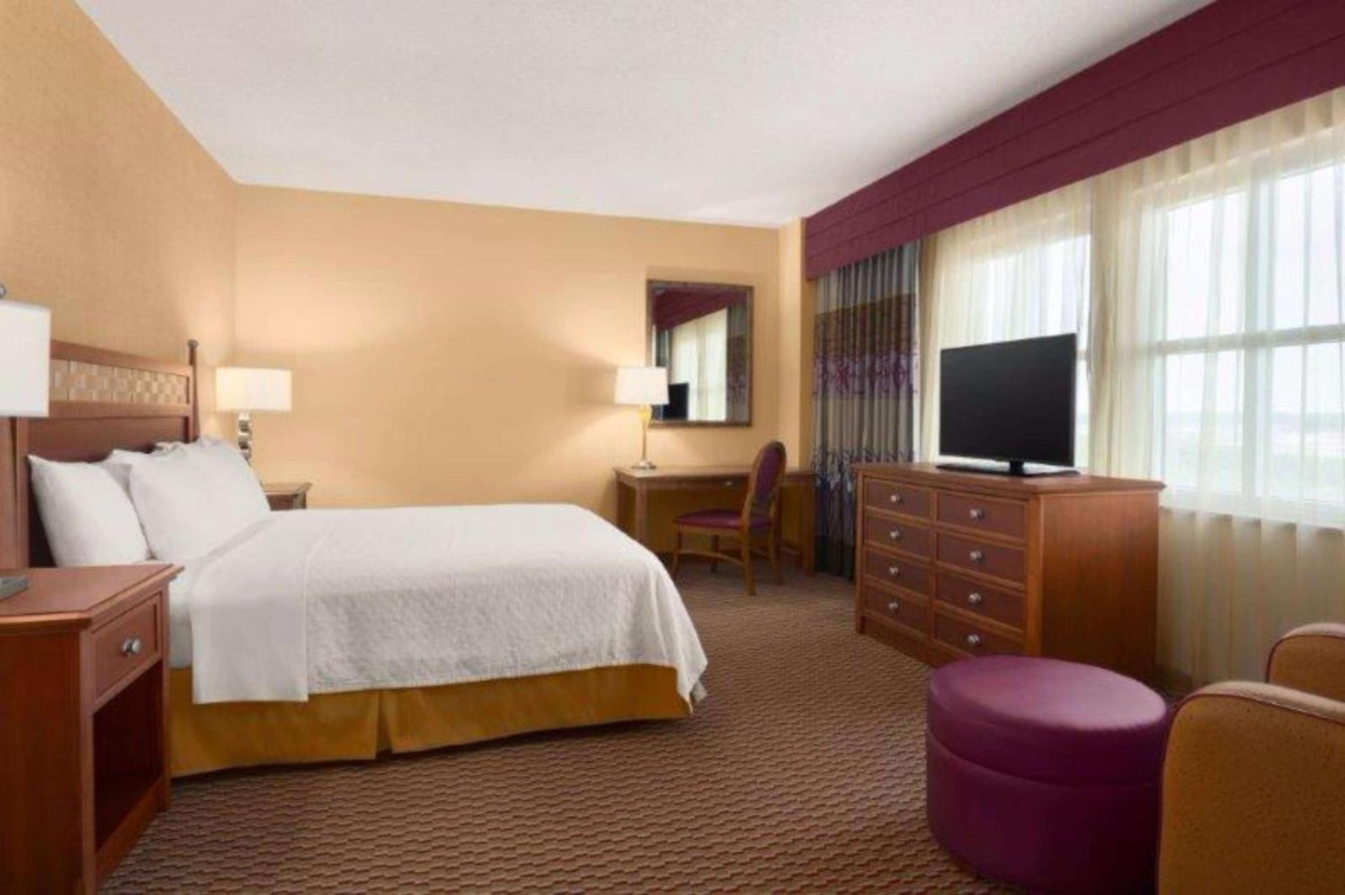 Embassy Suites Northwest Arkansas - Hotel, Spa & Convention Center photo 44