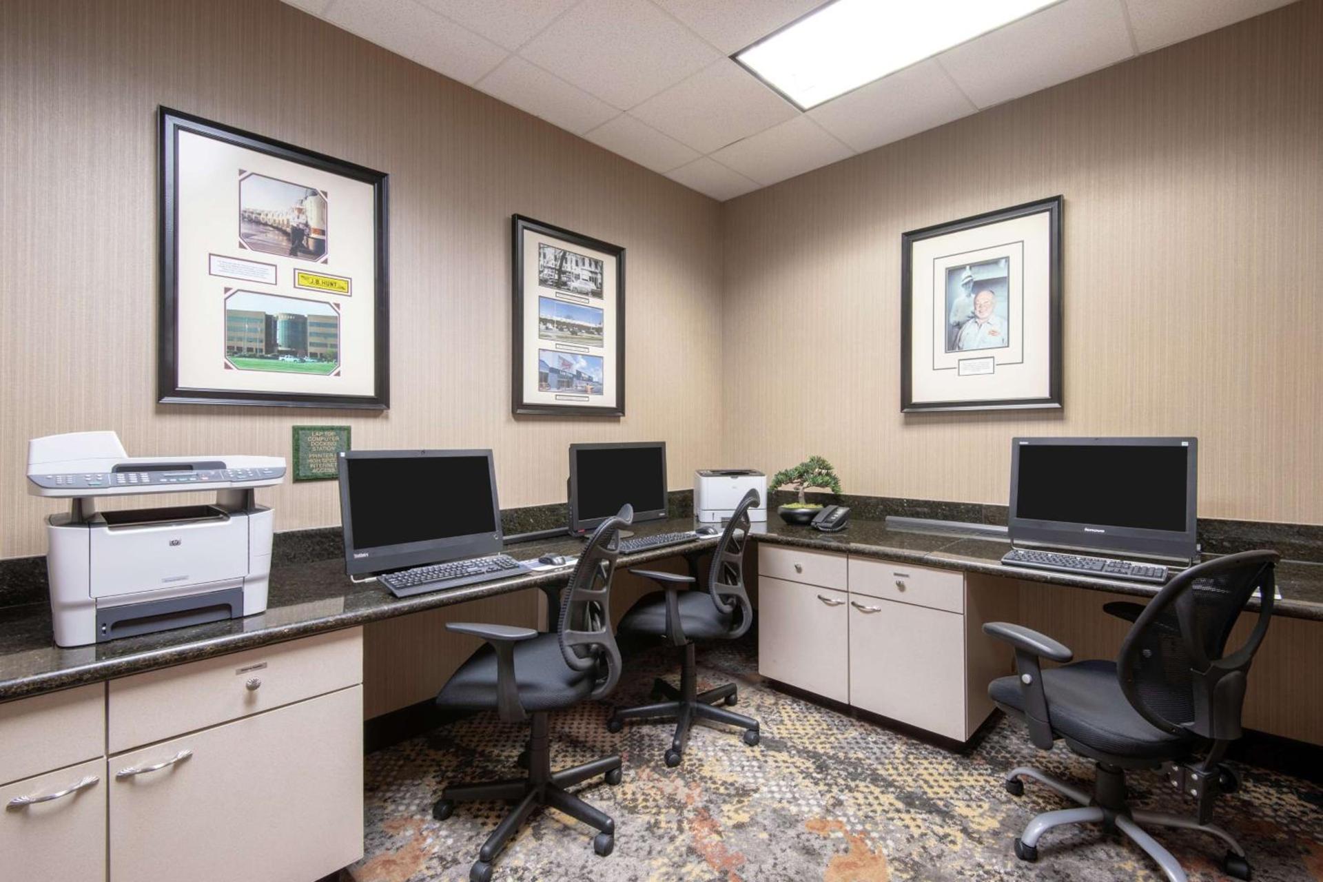 Embassy Suites Northwest Arkansas - Hotel, Spa & Convention Center photo 69