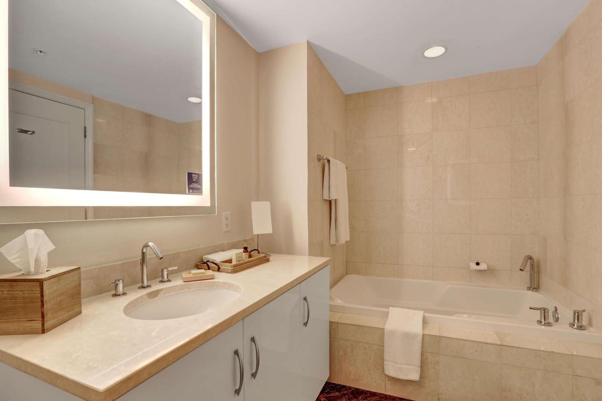Beach House Fort Lauderdale, A Hilton Resort photo 61
