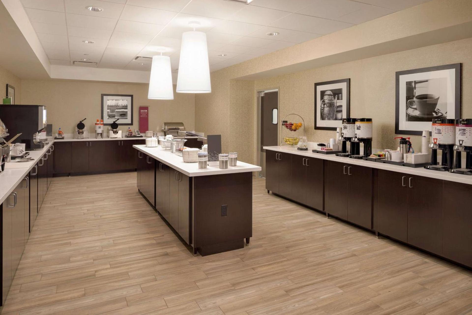 Hampton Inn & Suites Rosemont Chicago O'Hare photo 8