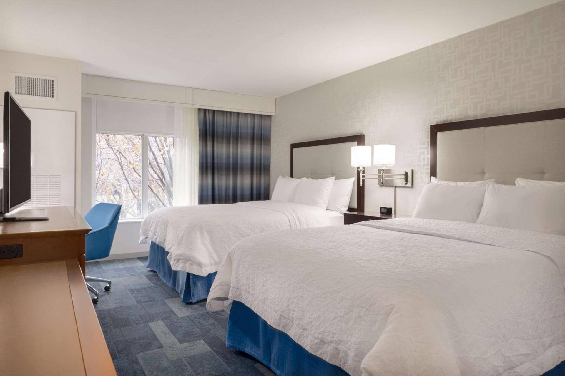 Hampton Inn & Suites Rosemont Chicago O'Hare photo 30