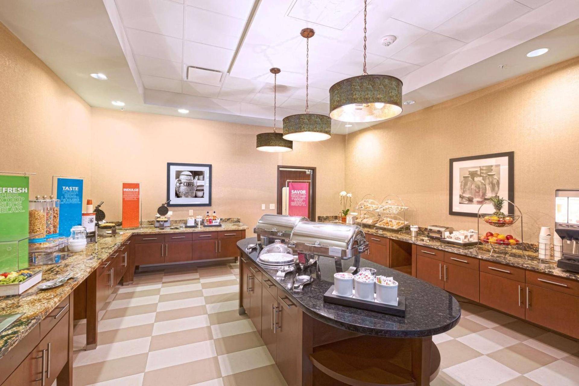 Hampton Inn Houston Downtown photo 9