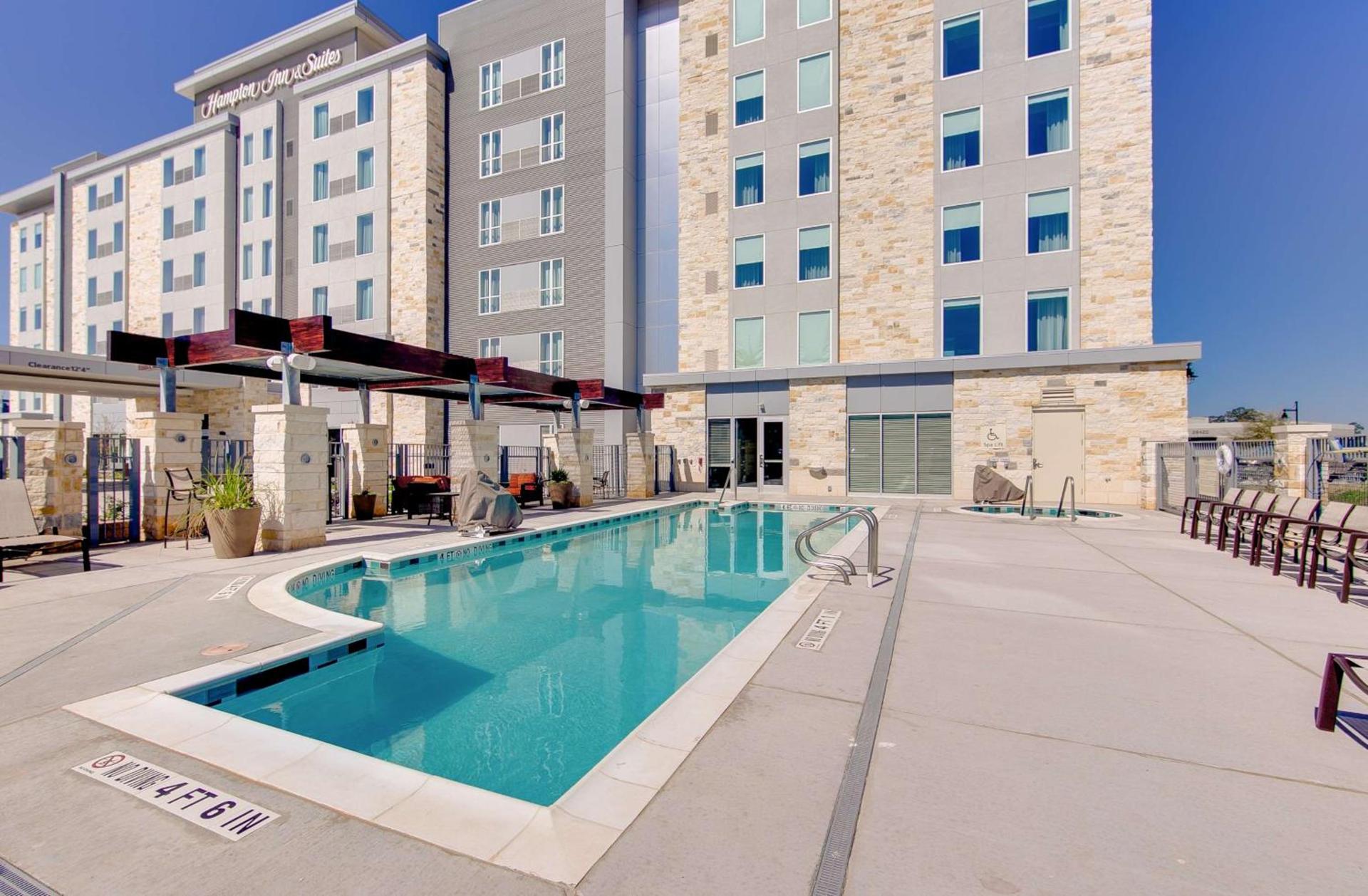 Hampton Inn & Suites North Houston Spring photo 8