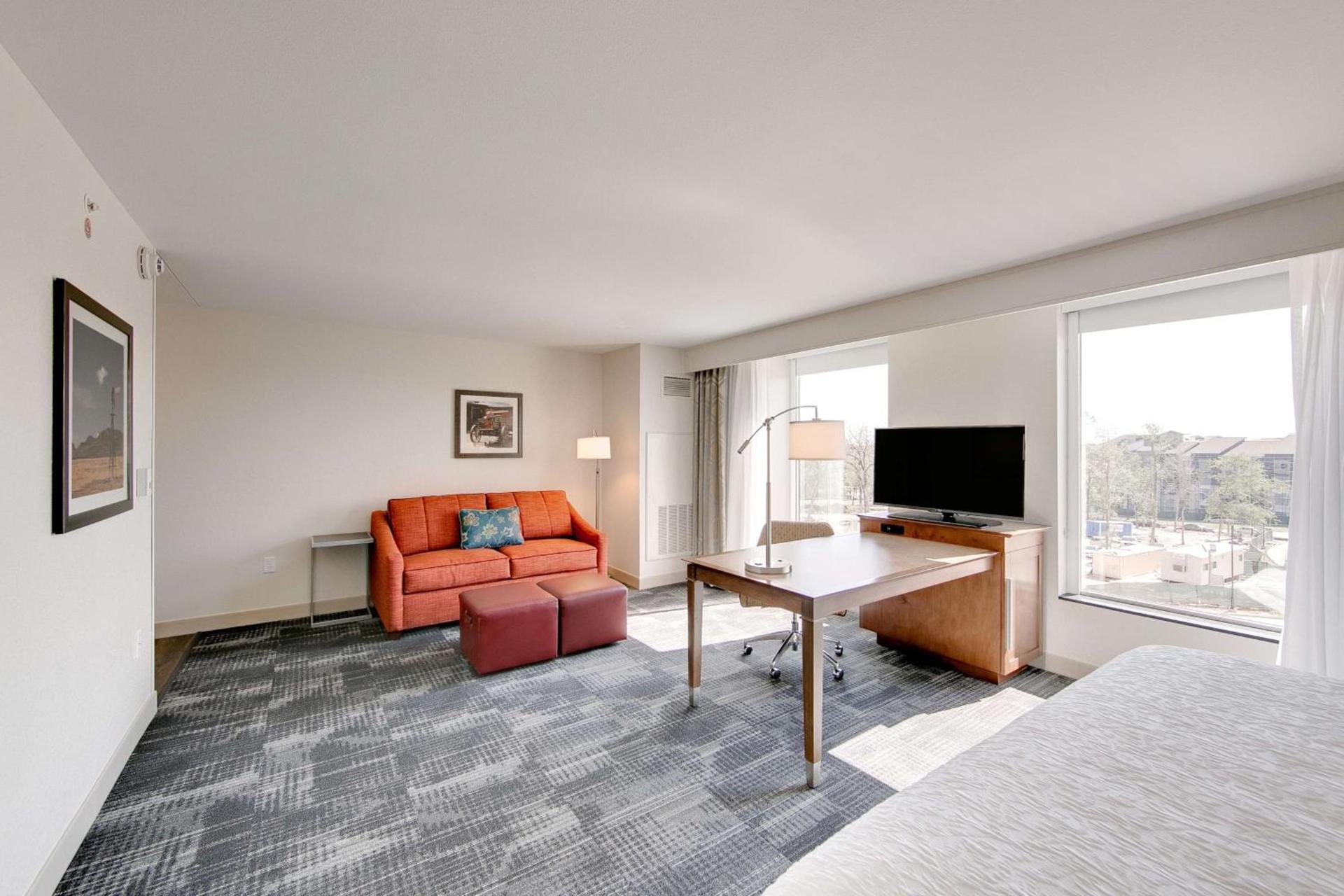 Hampton Inn & Suites North Houston Spring photo 17
