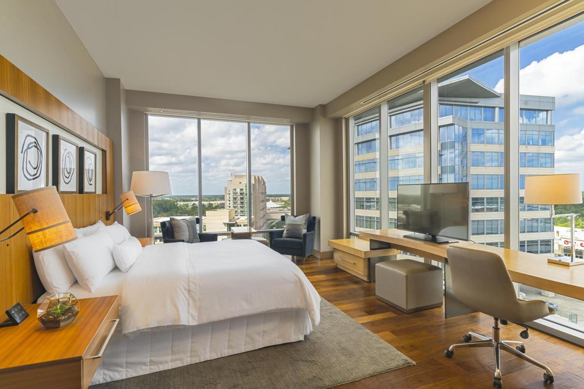 The Westin at The Woodlands photo 2