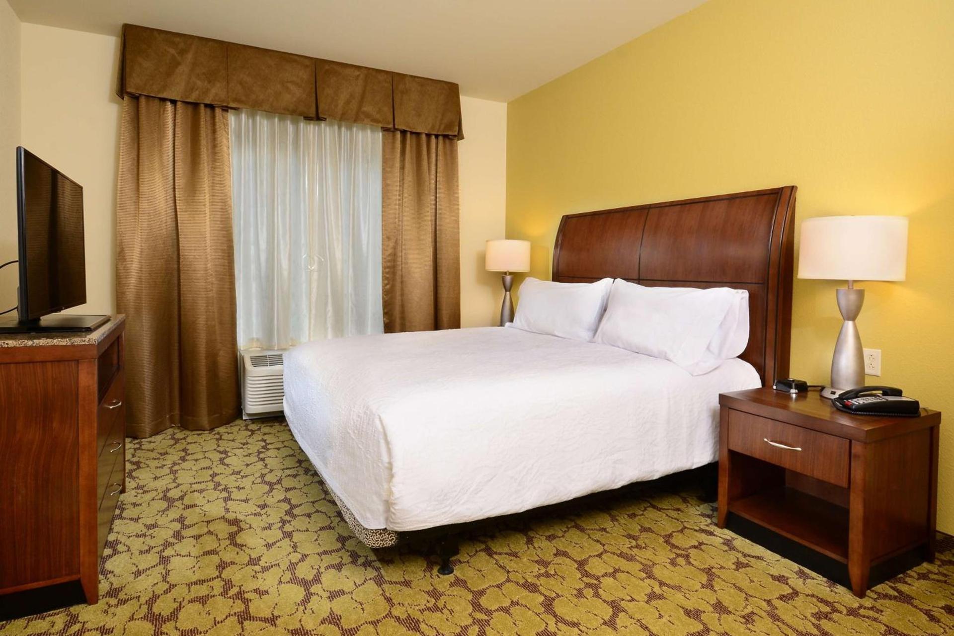 Hilton Garden Inn Greensboro Airport - Newly Renovated! photo 28