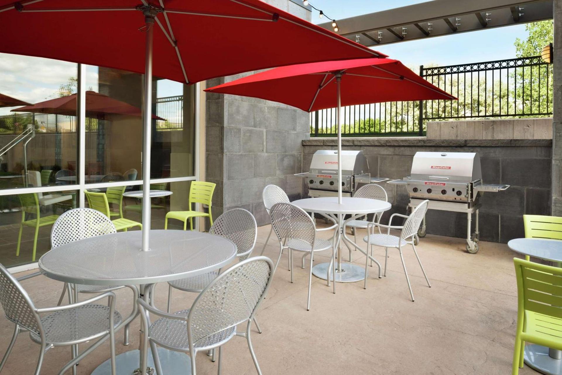 Home2 Suites by Hilton Roseville Minneapolis photo 3
