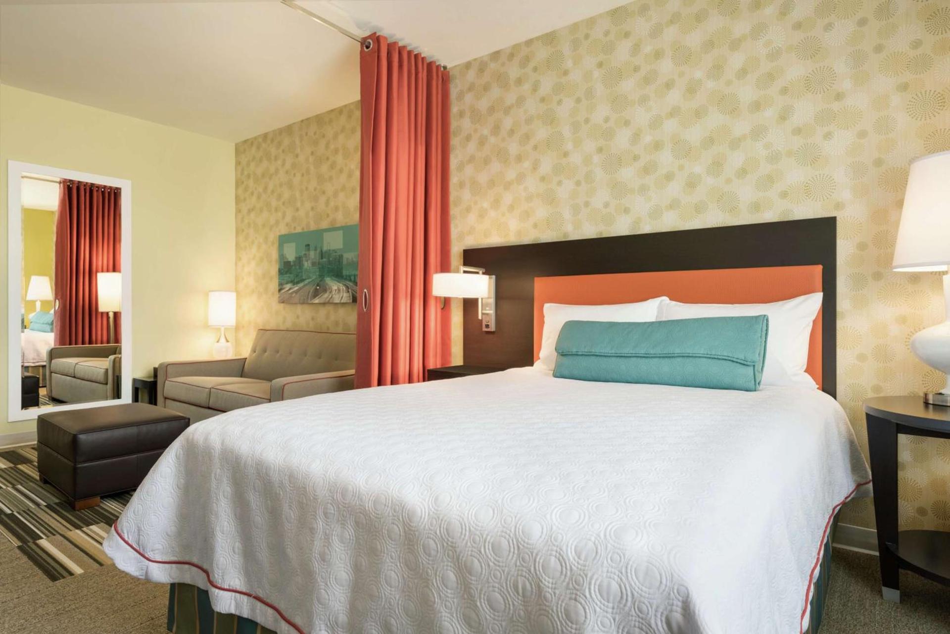 Home2 Suites by Hilton Roseville Minneapolis photo 15