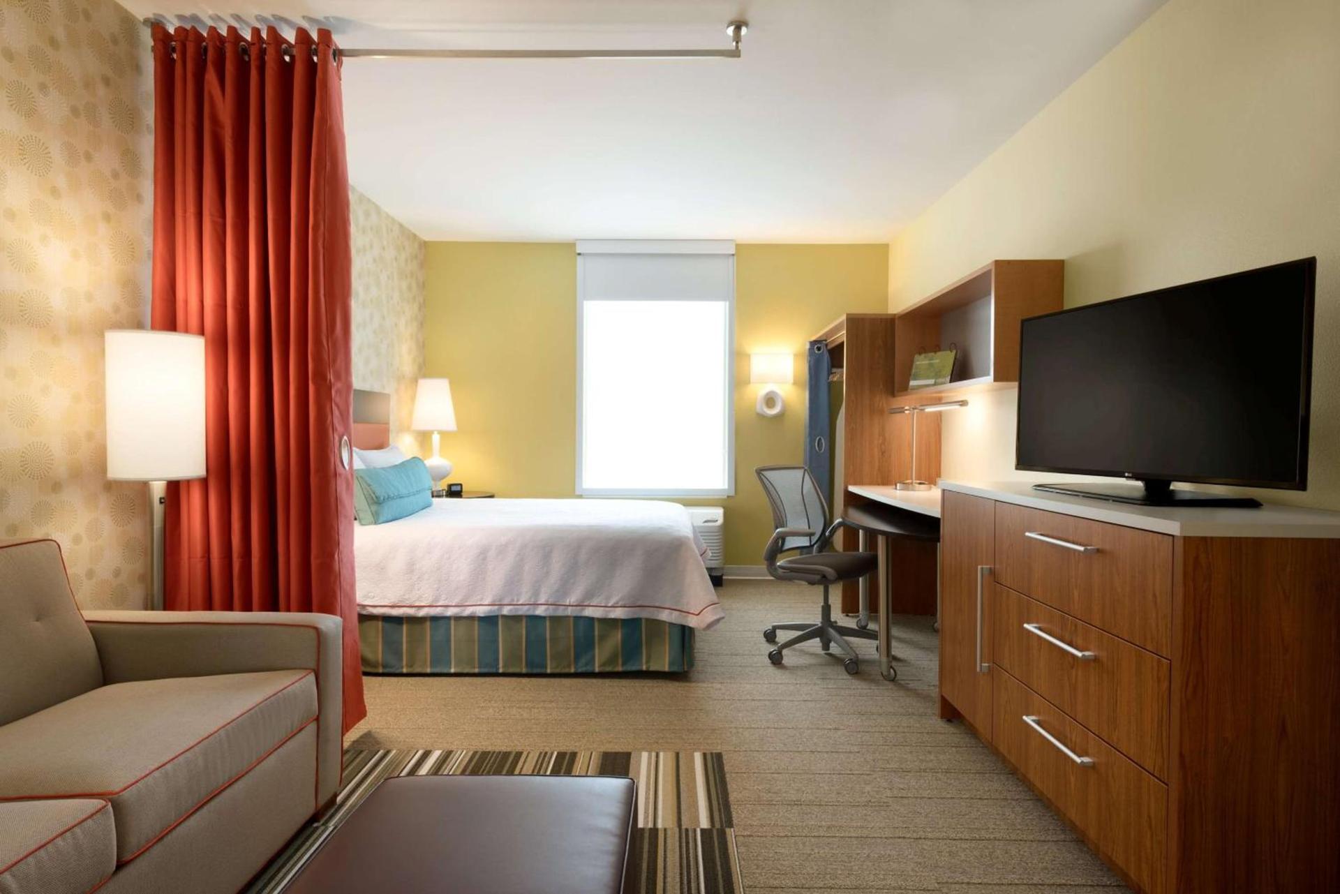 Home2 Suites by Hilton Roseville Minneapolis photo 16