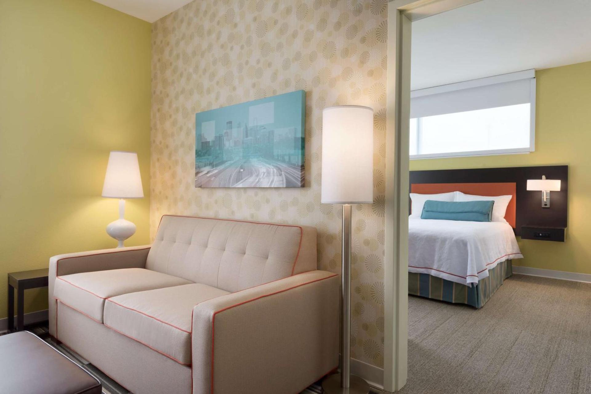 Home2 Suites by Hilton Roseville Minneapolis photo 18