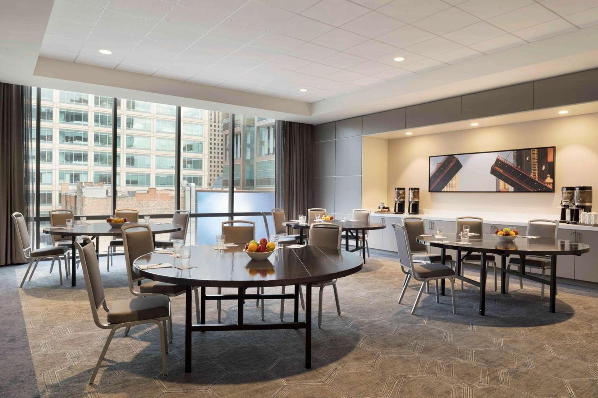 Homewood Suites by Hilton Chicago West Loop Fulton Mkt Area photo 30