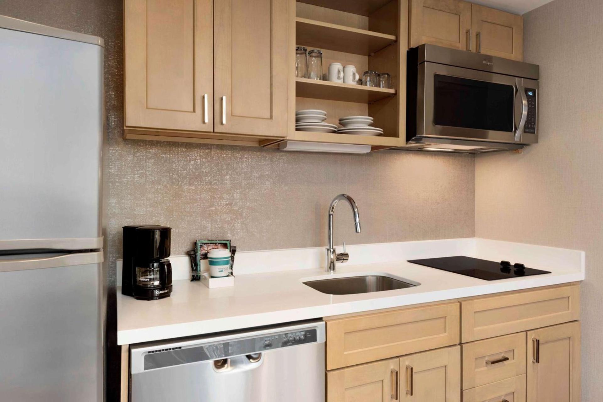 Homewood Suites by Hilton Chicago West Loop Fulton Mkt Area photo 36