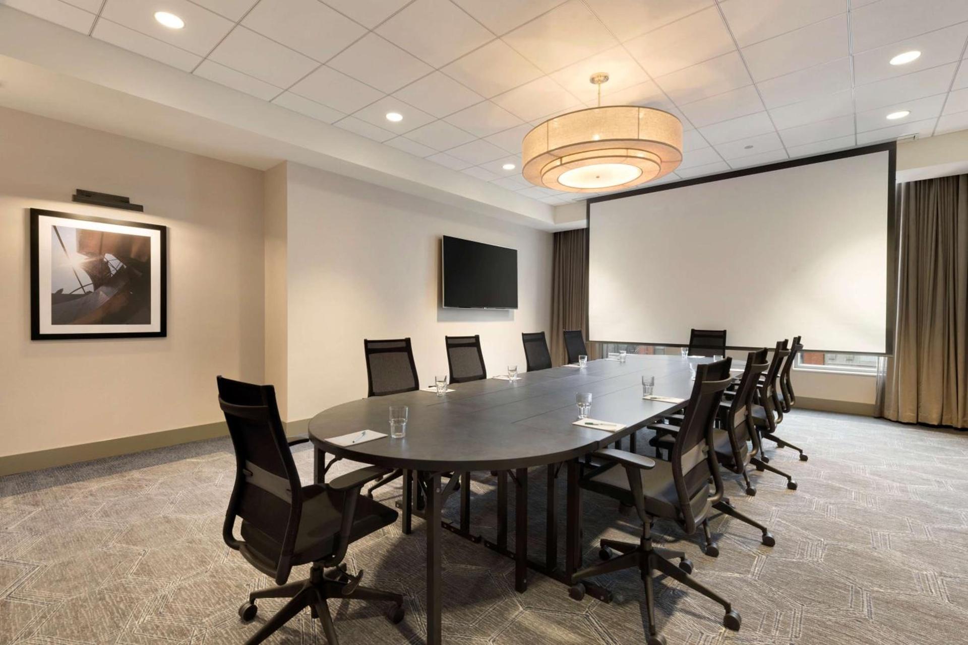 Hampton Inn Chicago West Loop Fulton Market Area photo 36