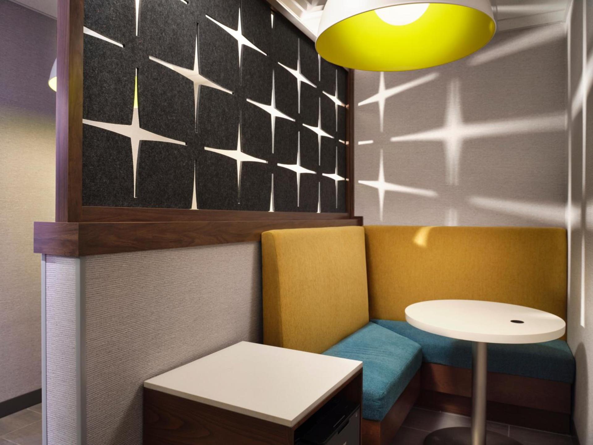 Hampton Inn Pinellas Park St Petersburg, Fl photo 13