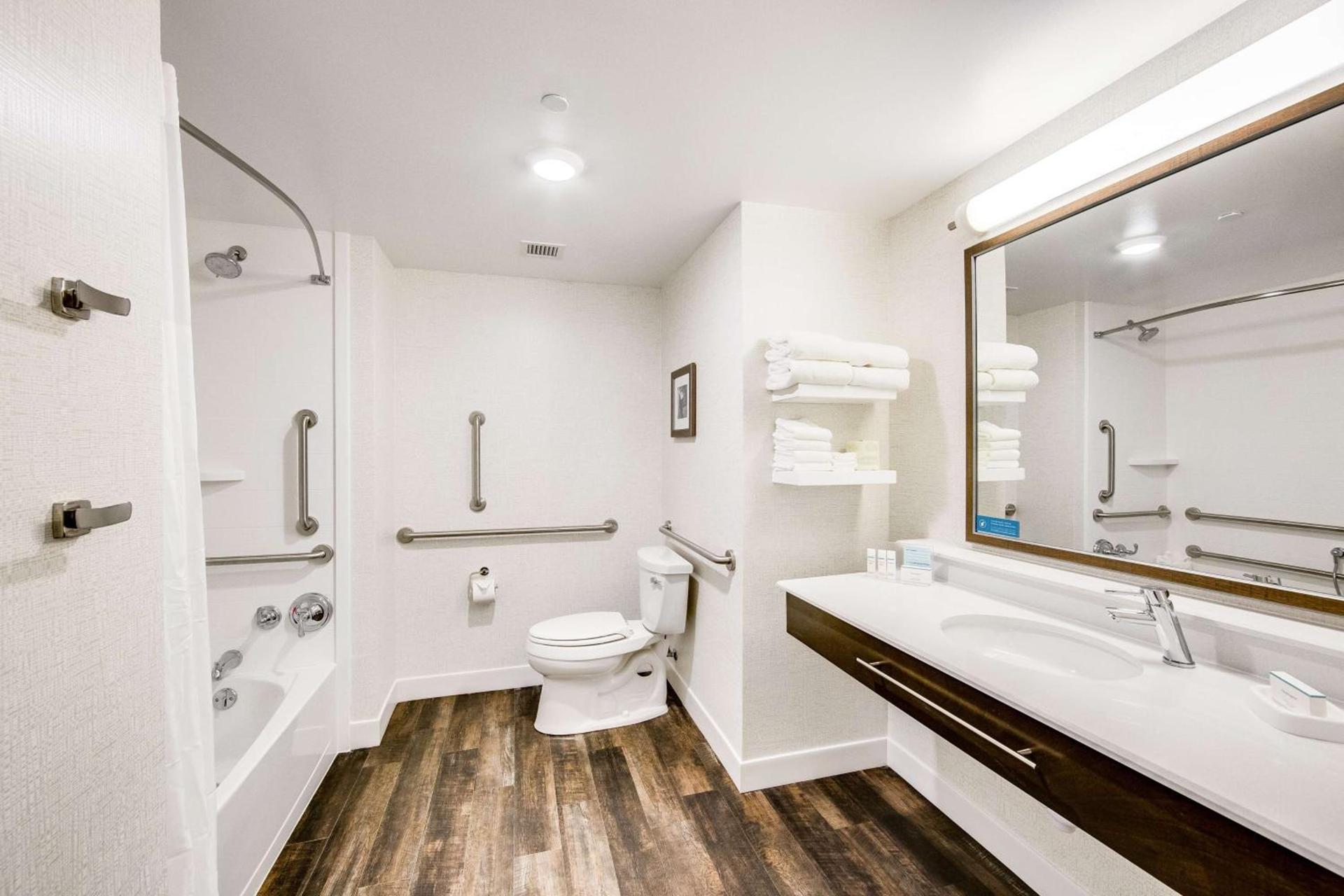 Hampton Inn & Suites Fort Worth Downtown photo 21