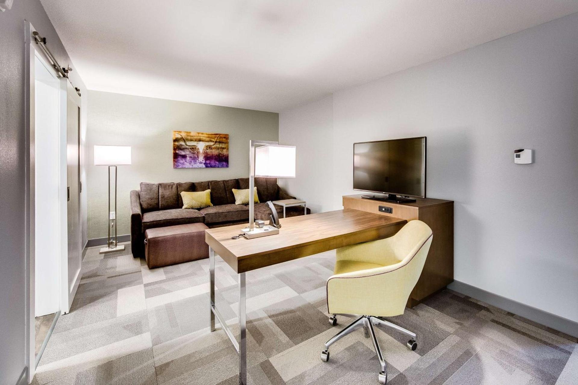 Hampton Inn & Suites Fort Worth Downtown photo 24