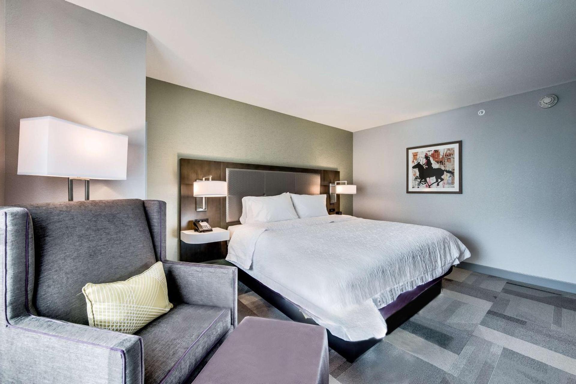 Hampton Inn & Suites Fort Worth Downtown photo 25