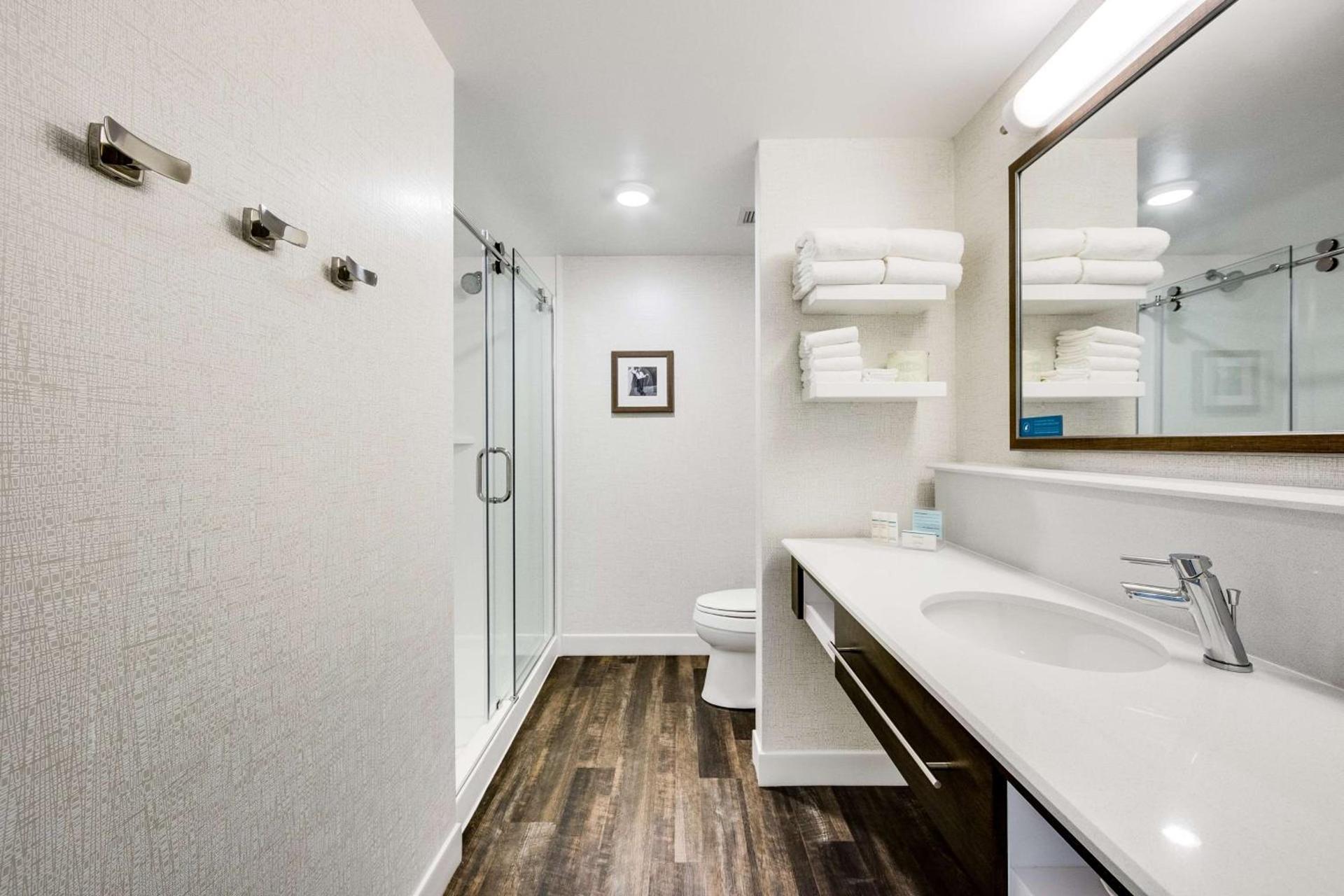 Hampton Inn & Suites Fort Worth Downtown photo 27