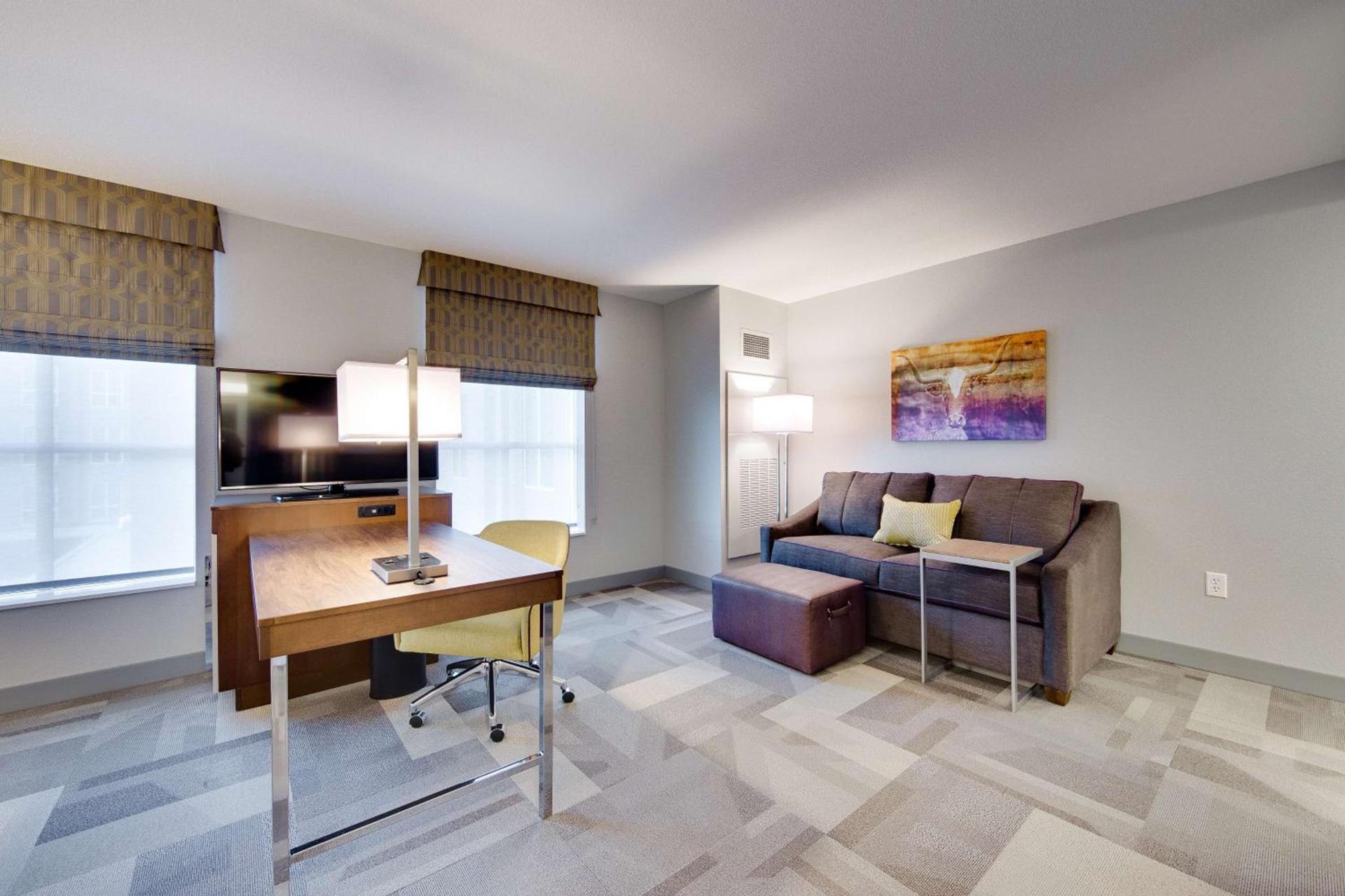Hampton Inn & Suites Fort Worth Downtown photo 31