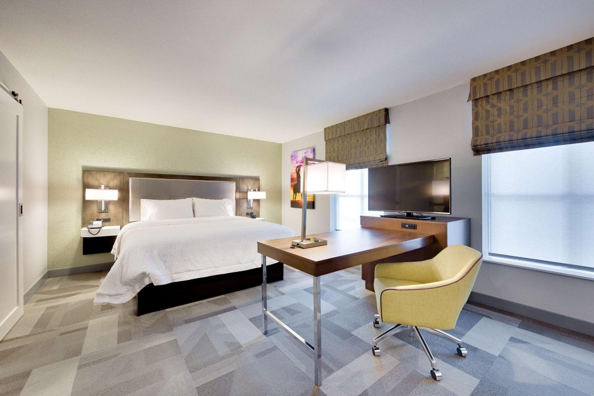 Hampton Inn & Suites Fort Worth Downtown photo 32