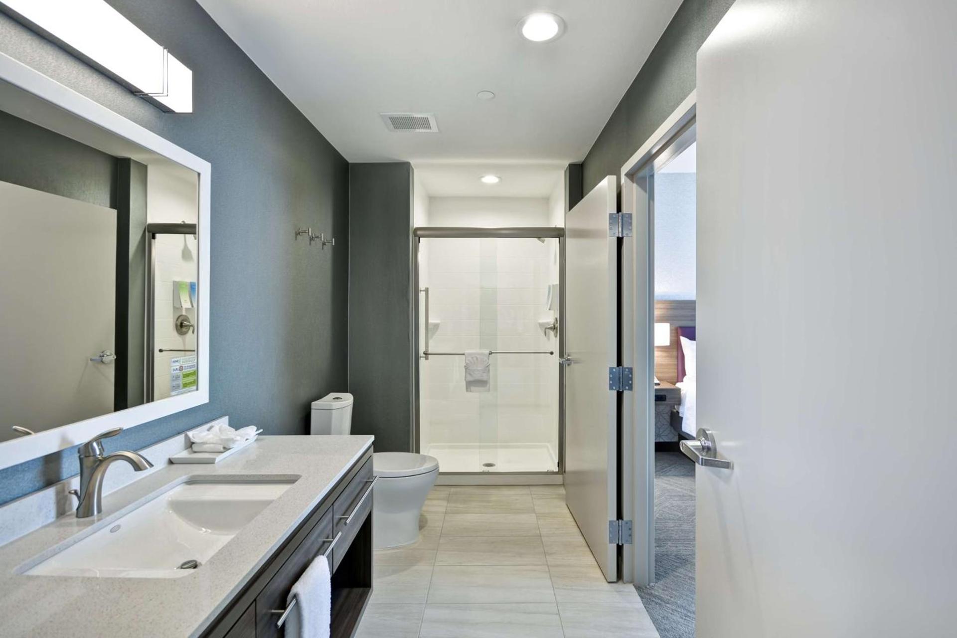Home2 Suites By Hilton Plano Richardson photo 31