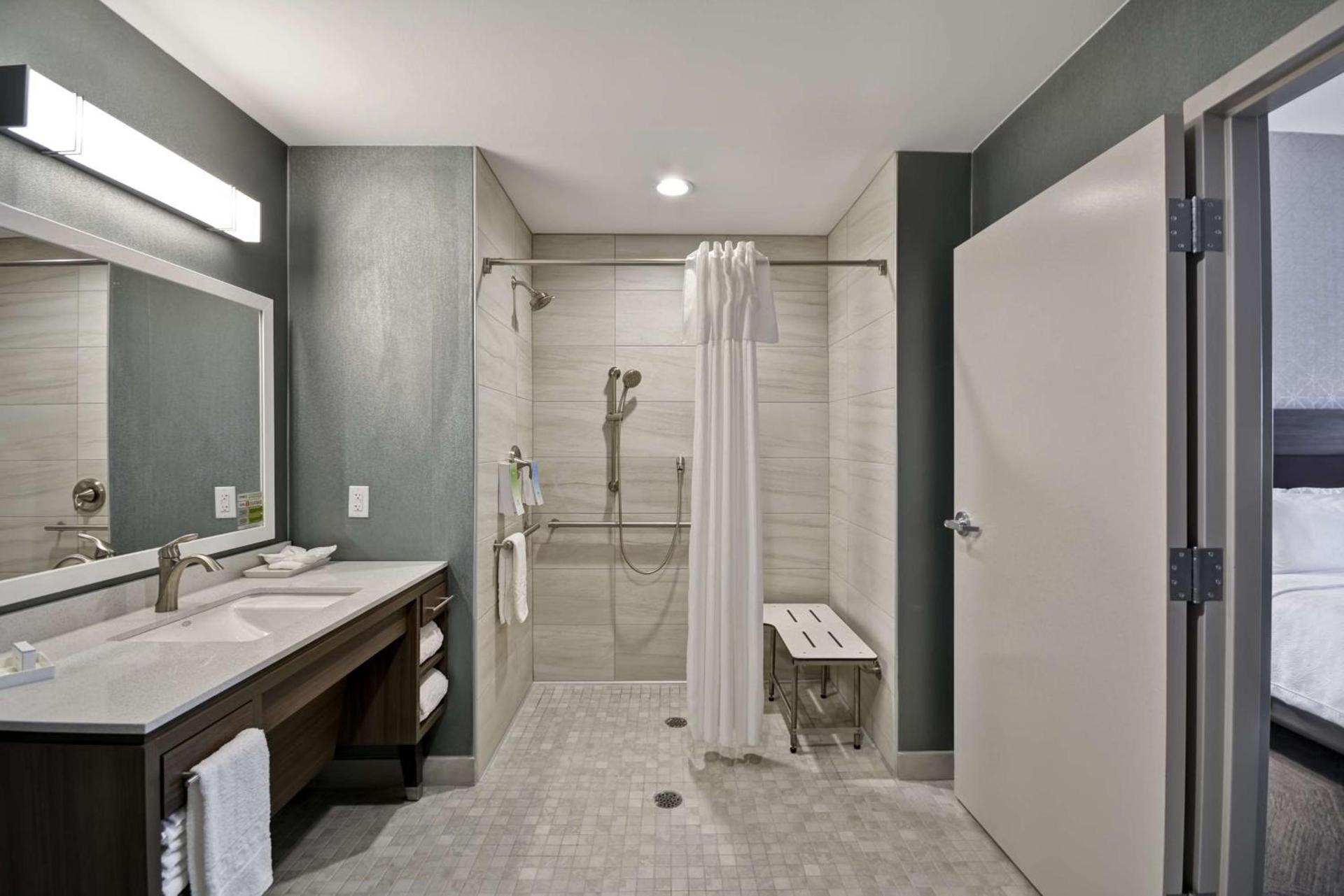 Home2 Suites By Hilton Plano Richardson photo 33