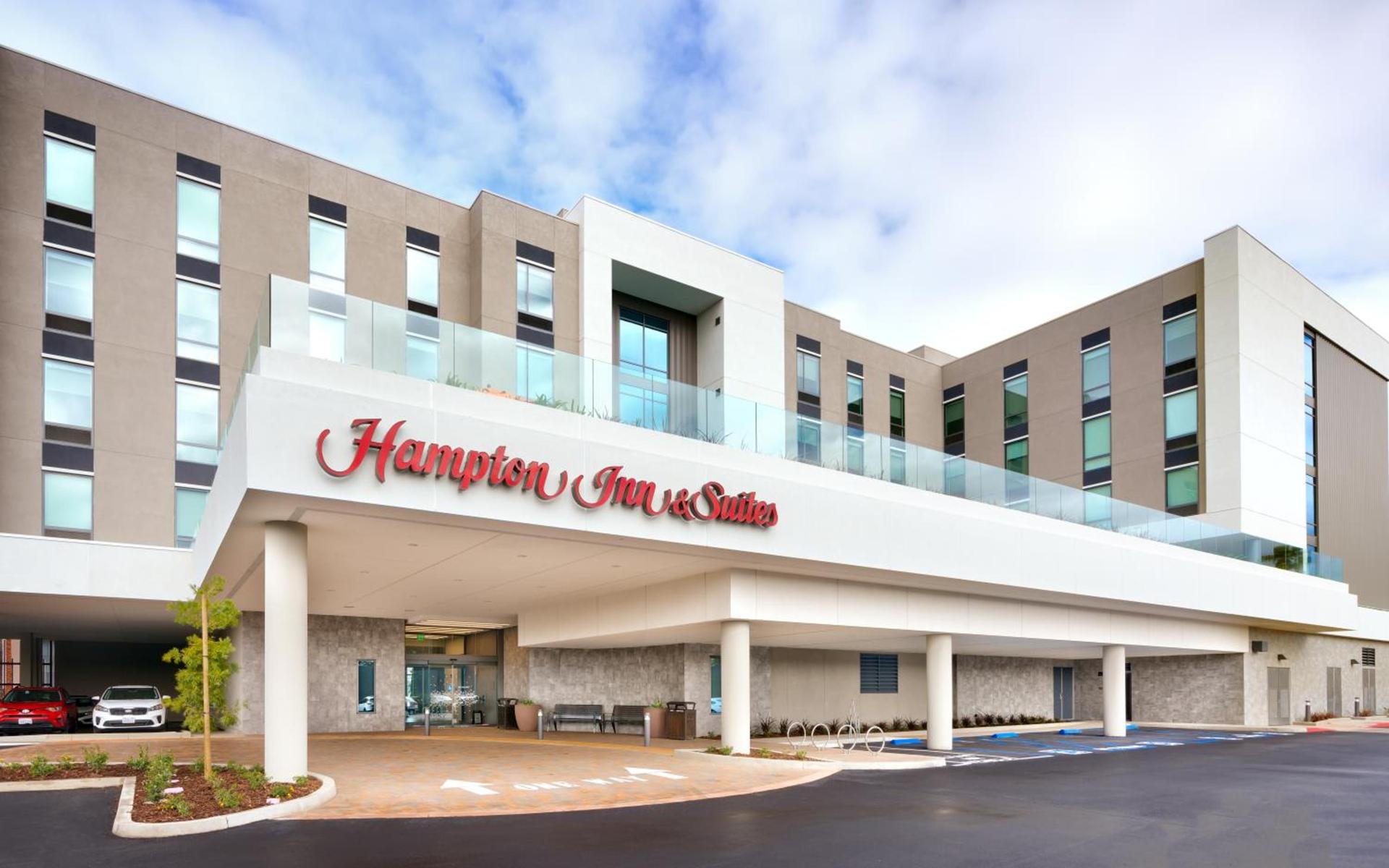 Hampton Inn & Suites Anaheim Resort Convention Center photo 20