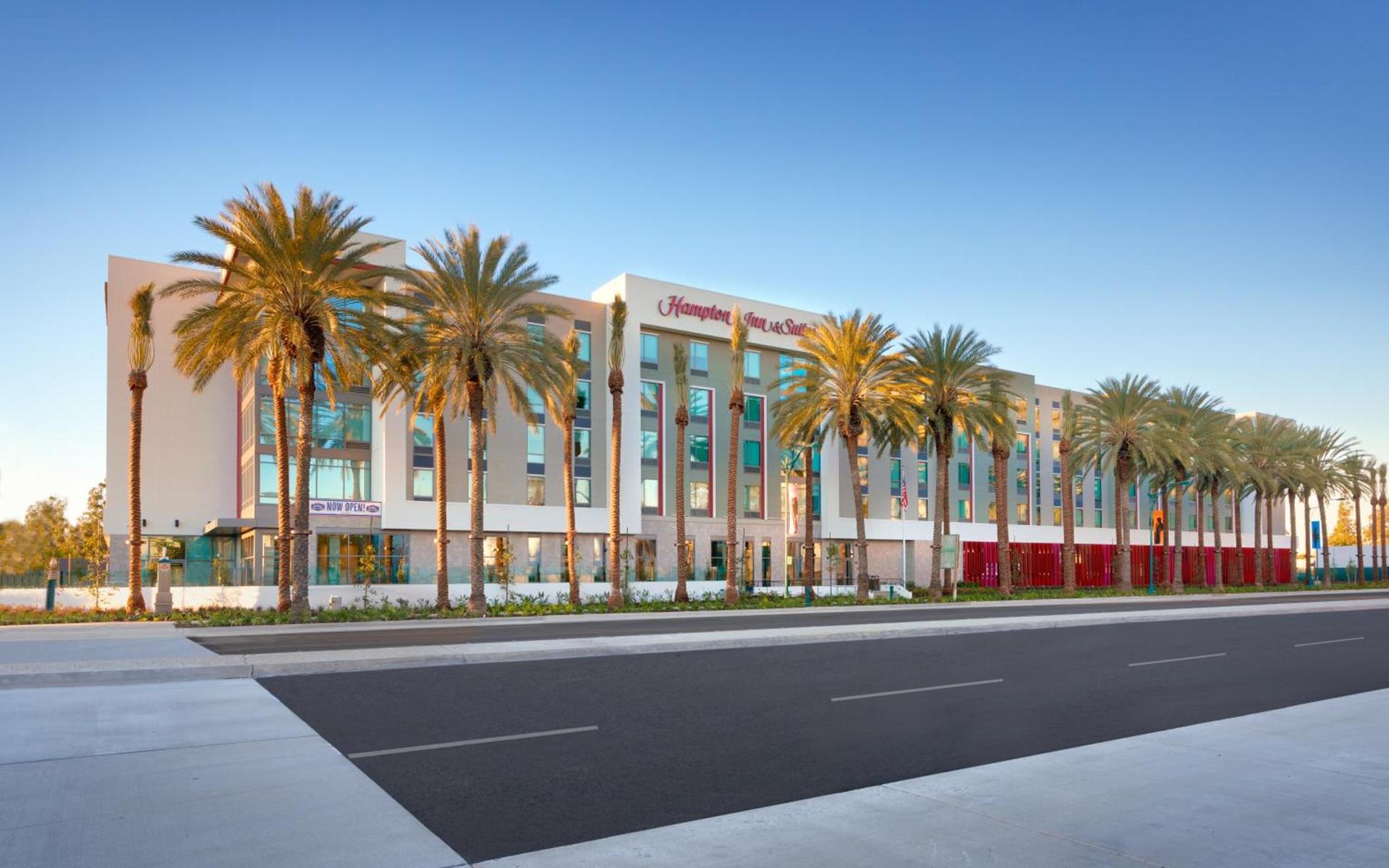 Hampton Inn & Suites Anaheim Resort Convention Center photo 52