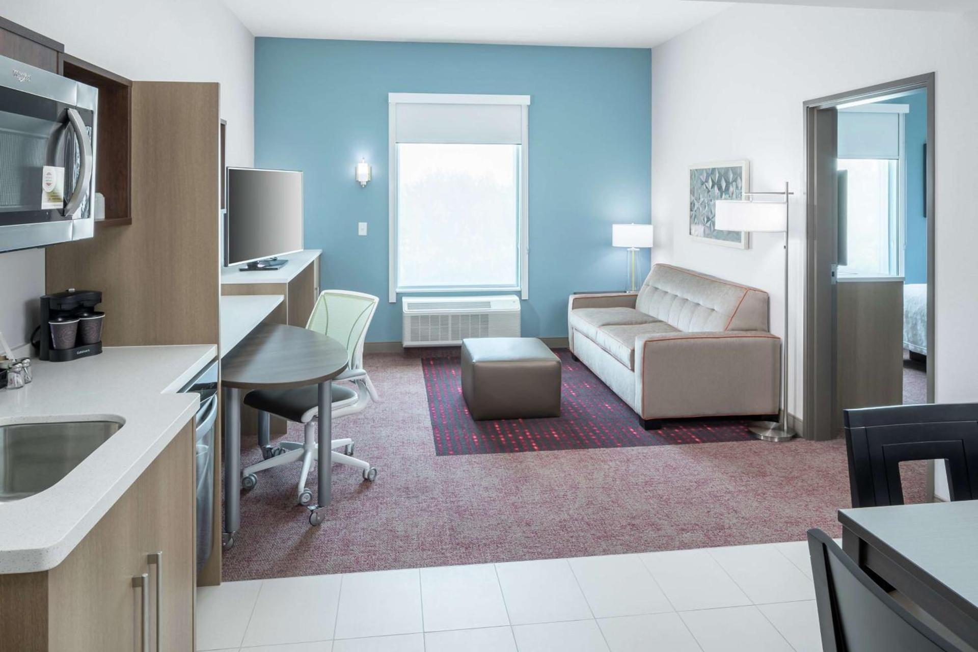 Home2 Suites By Hilton Orlando Airport photo 27