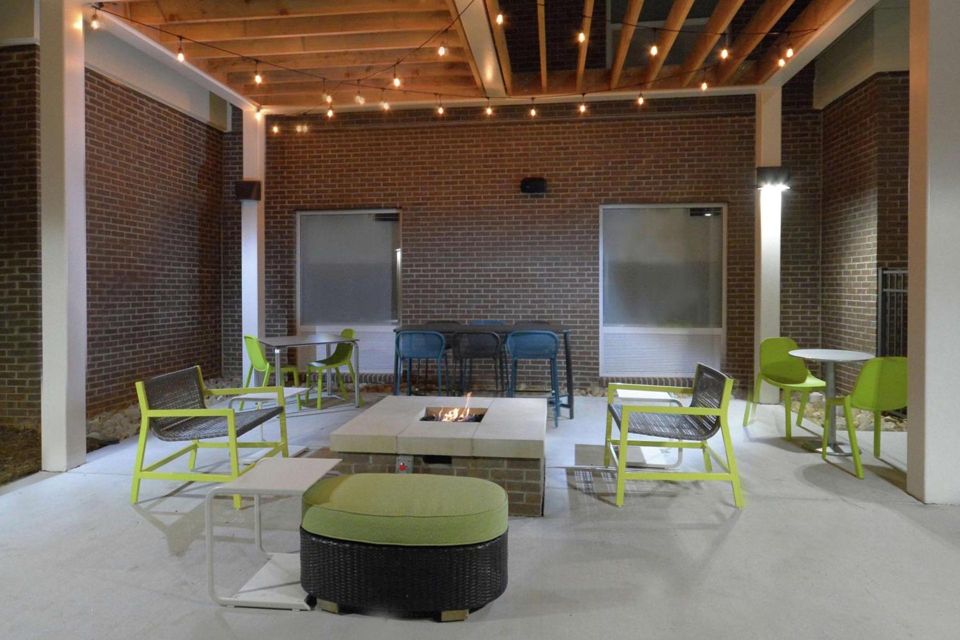 Home2 Suites By Hilton Duncan photo 2