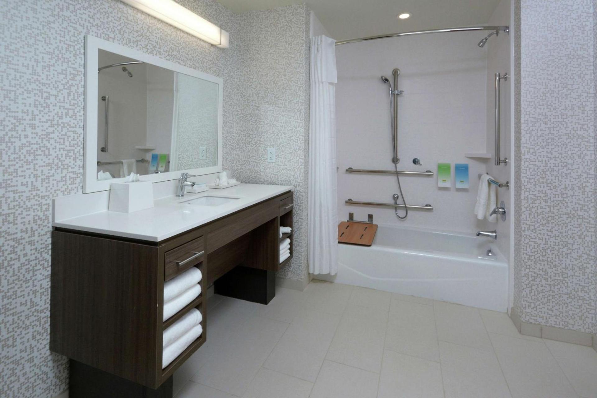 Home2 Suites By Hilton Duncan photo 17