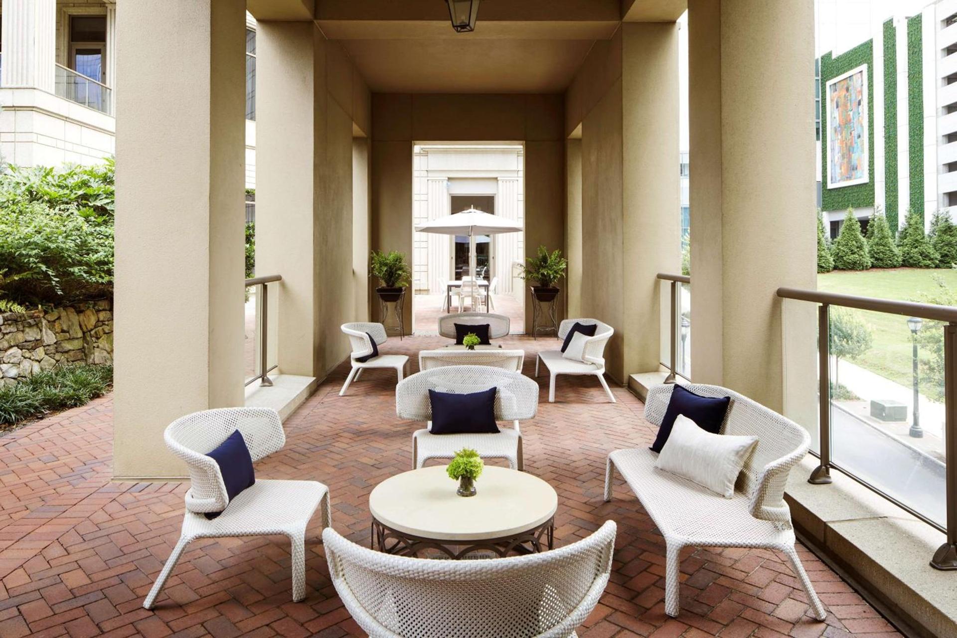 Waldorf Astoria Atlanta Buckhead photo 4