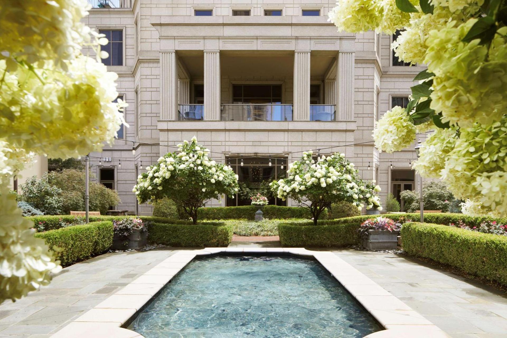 Waldorf Astoria Atlanta Buckhead photo 2