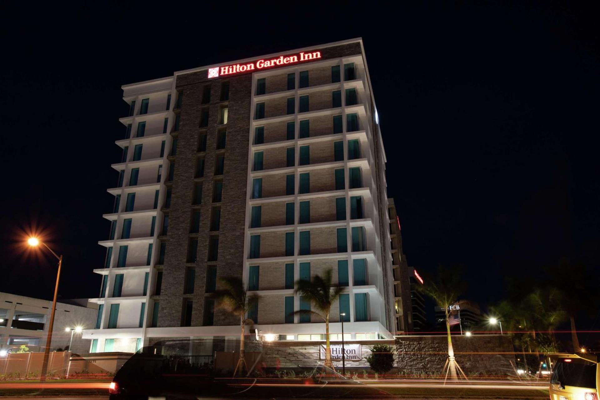 Hilton Garden Inn West Palm Beach I95 Outlets photo 5