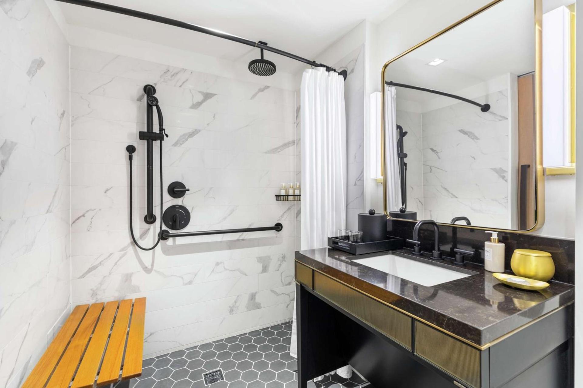 C. Baldwin, Curio Collection by Hilton photo 9