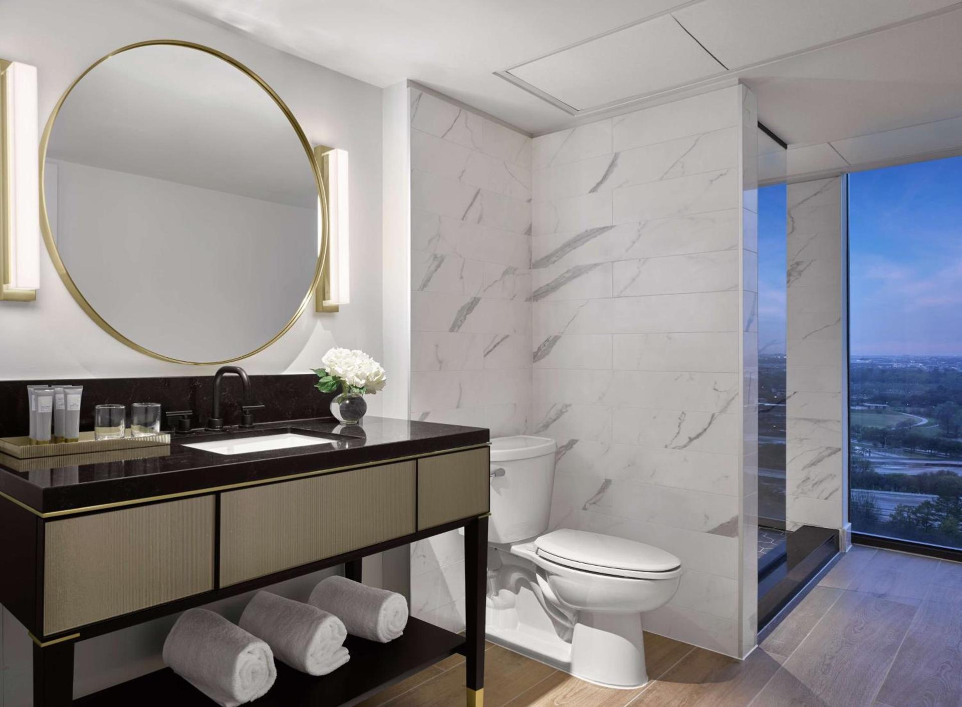C. Baldwin, Curio Collection by Hilton photo 18