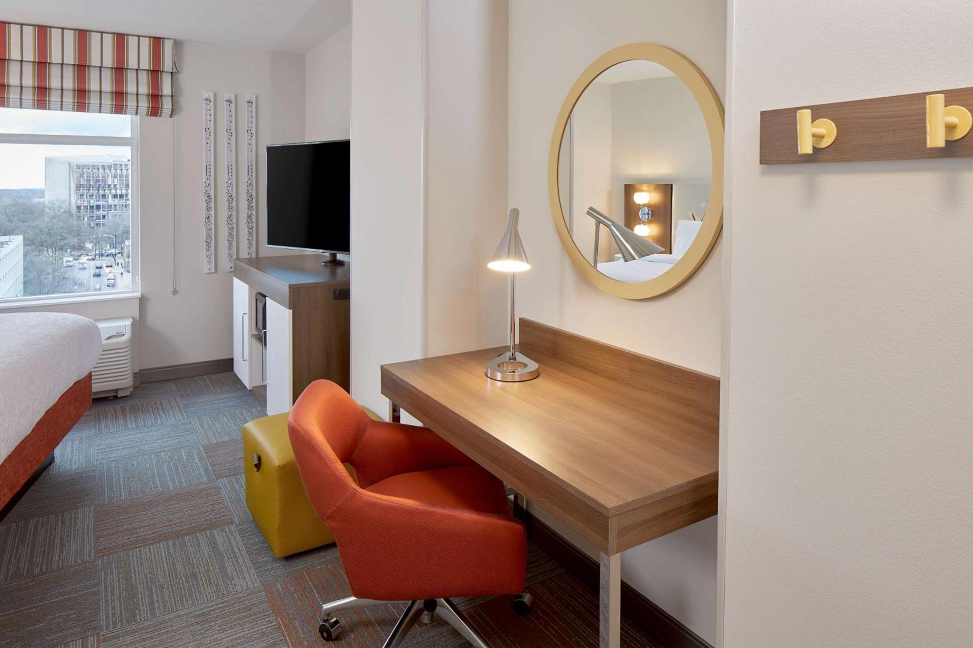 Hampton Inn & Suites Atlanta-Midtown, Ga photo 22