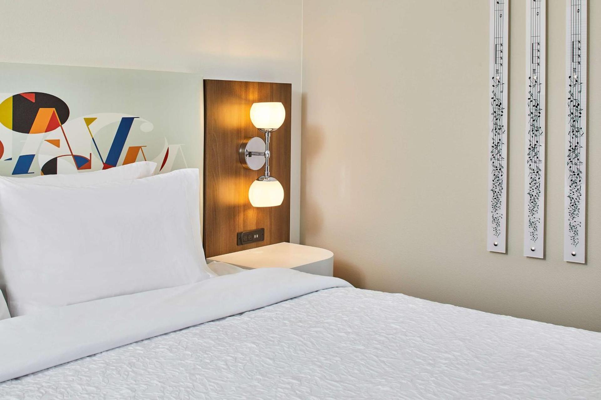 Hampton Inn & Suites Atlanta-Midtown, Ga photo 26