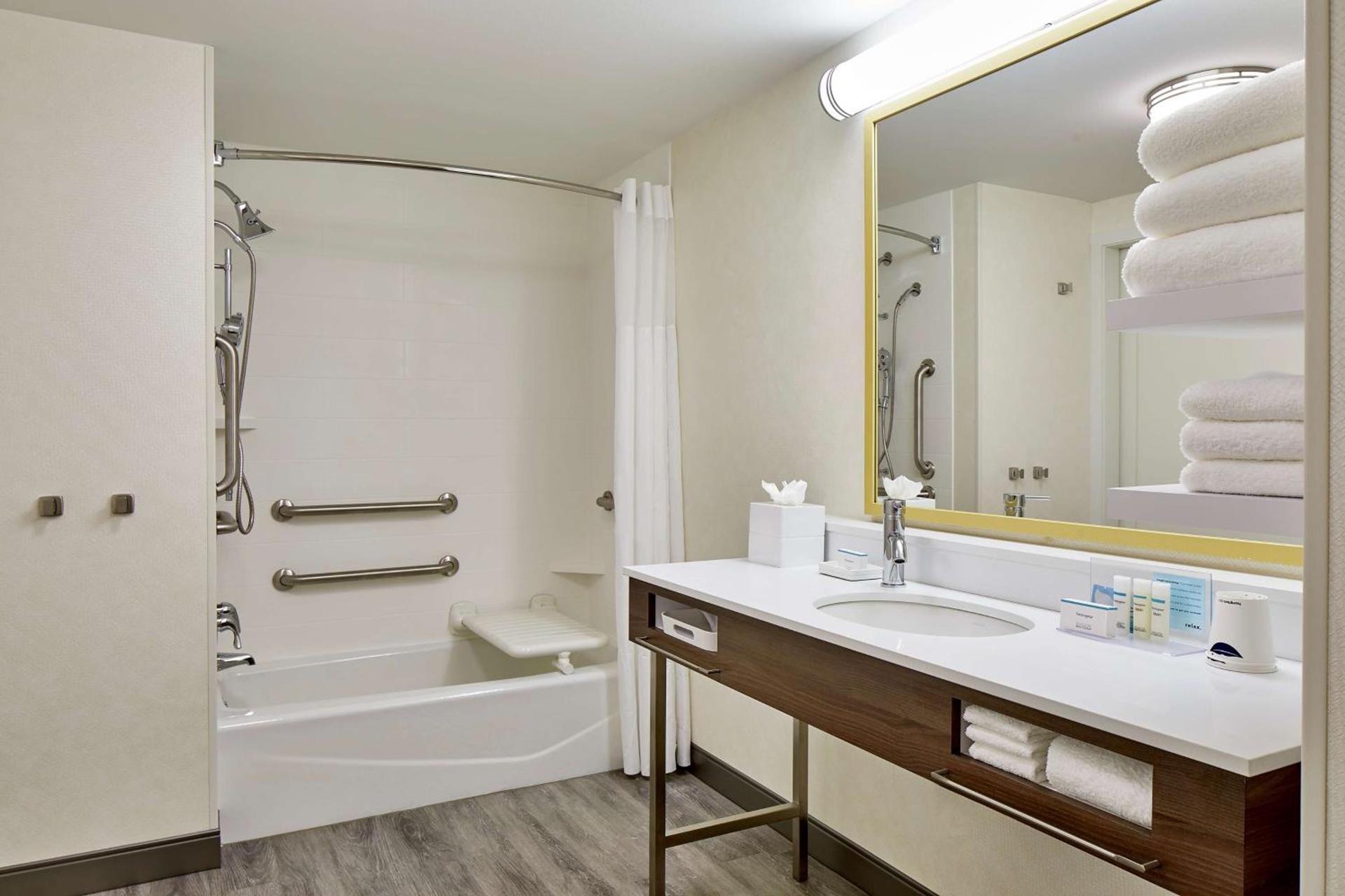 Hampton Inn & Suites Atlanta-Midtown, Ga photo 38
