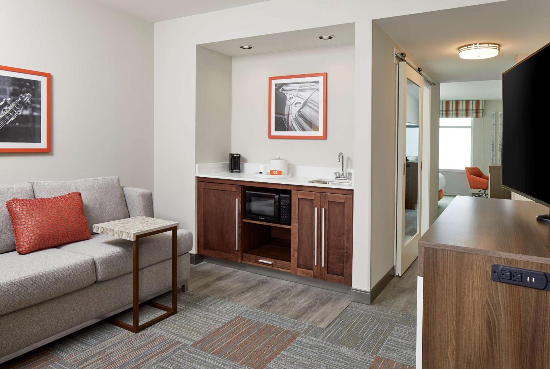 Hampton Inn & Suites Atlanta-Midtown, Ga photo 48