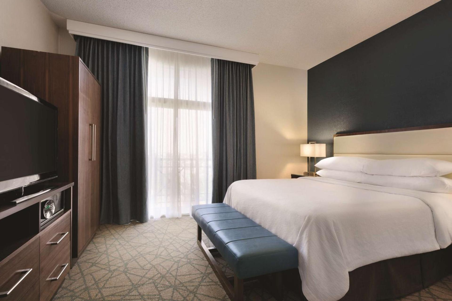 Embassy Suites by Hilton Brea - North Orange County photo 21