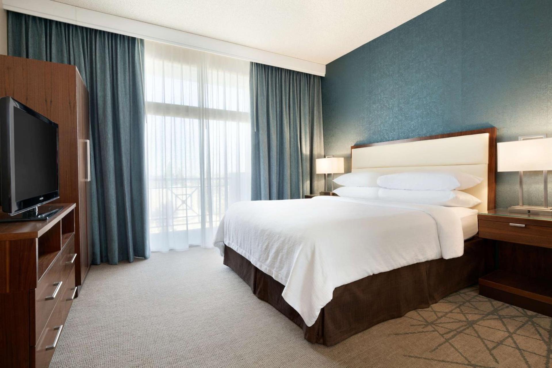 Embassy Suites by Hilton Brea - North Orange County photo 24
