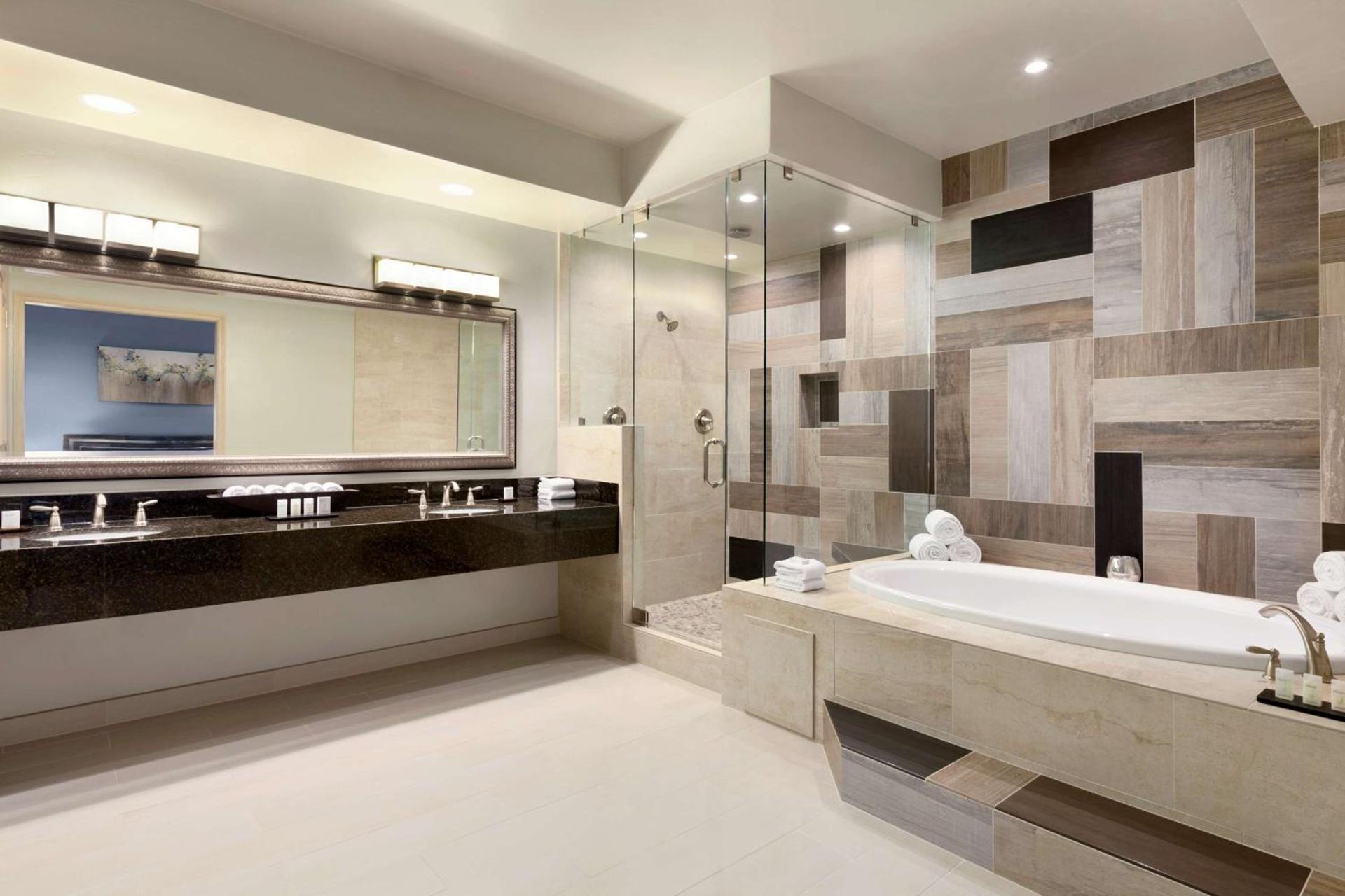 Embassy Suites by Hilton Brea - North Orange County photo 20