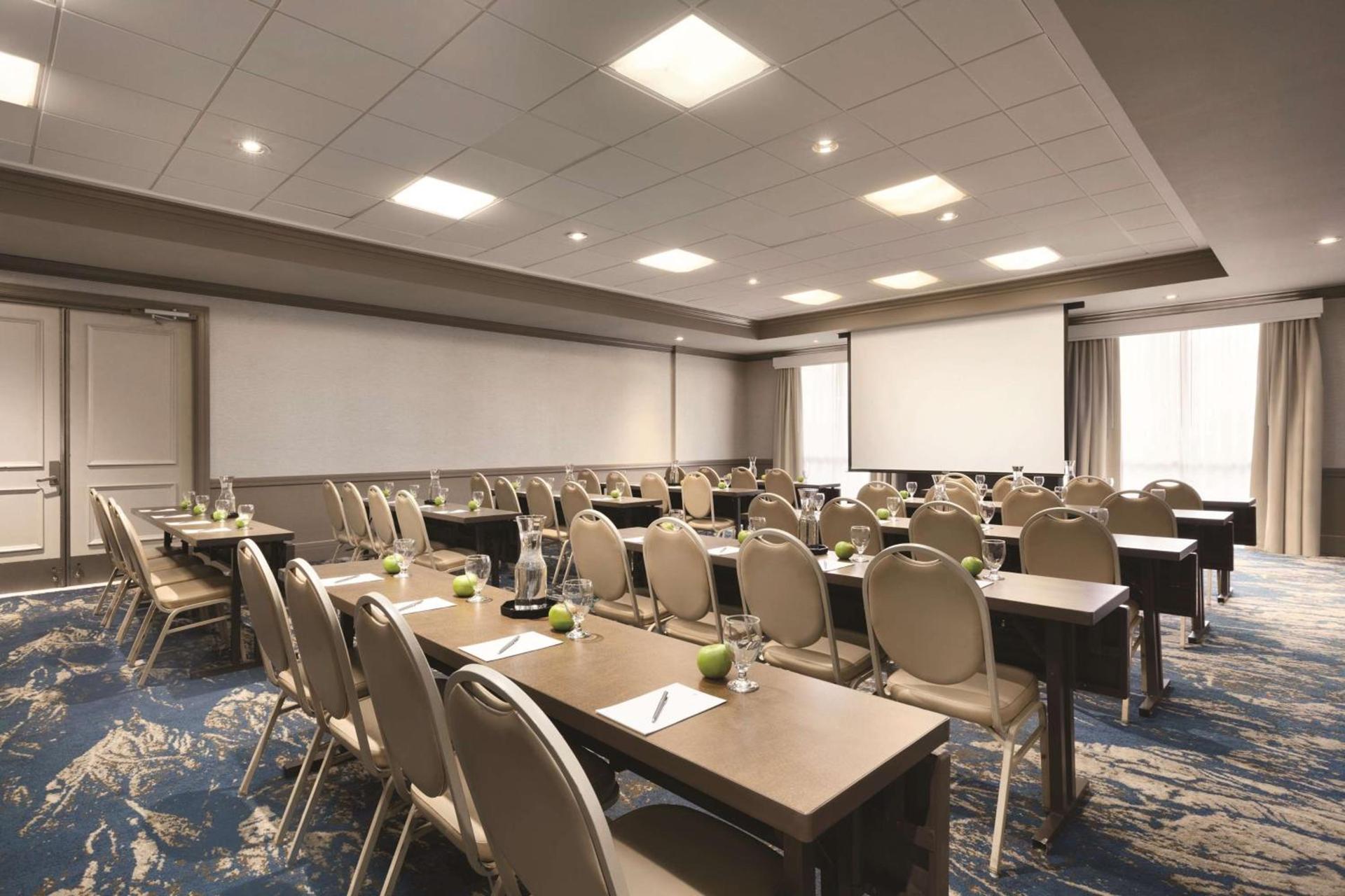 Embassy Suites by Hilton Brea - North Orange County photo 38