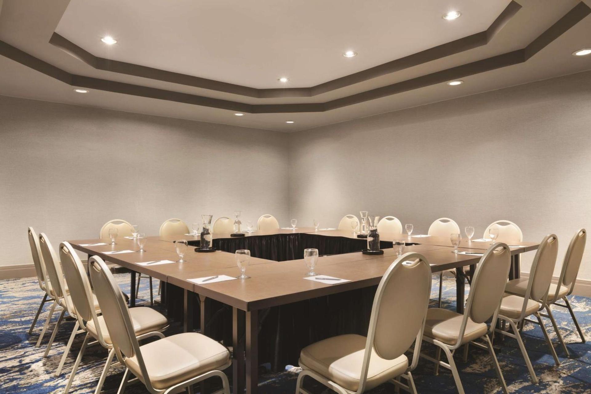 Embassy Suites by Hilton Brea - North Orange County photo 12
