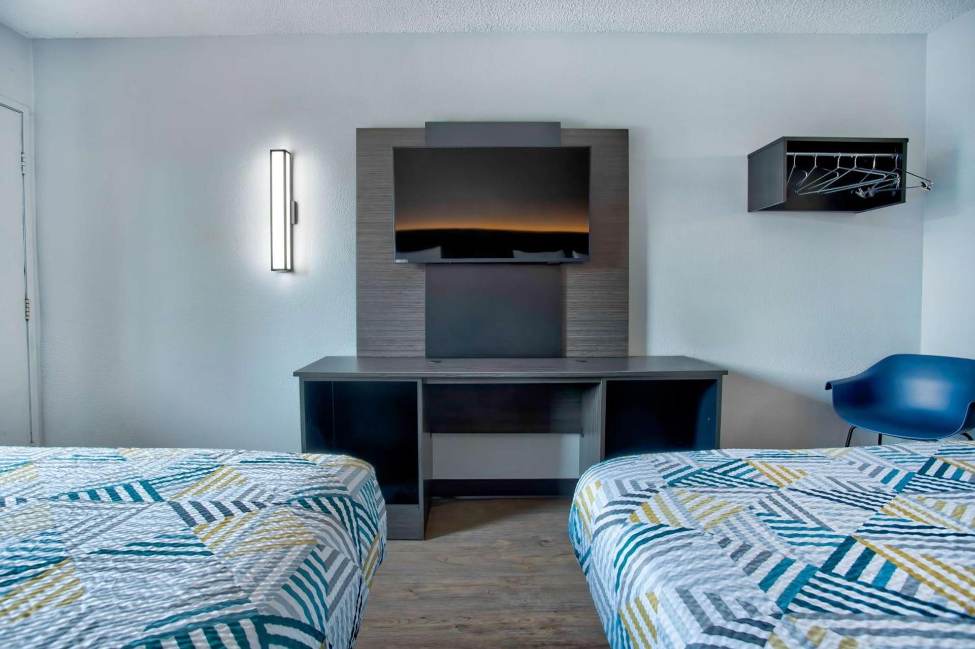 Motel 6-Salem, OR photo 9