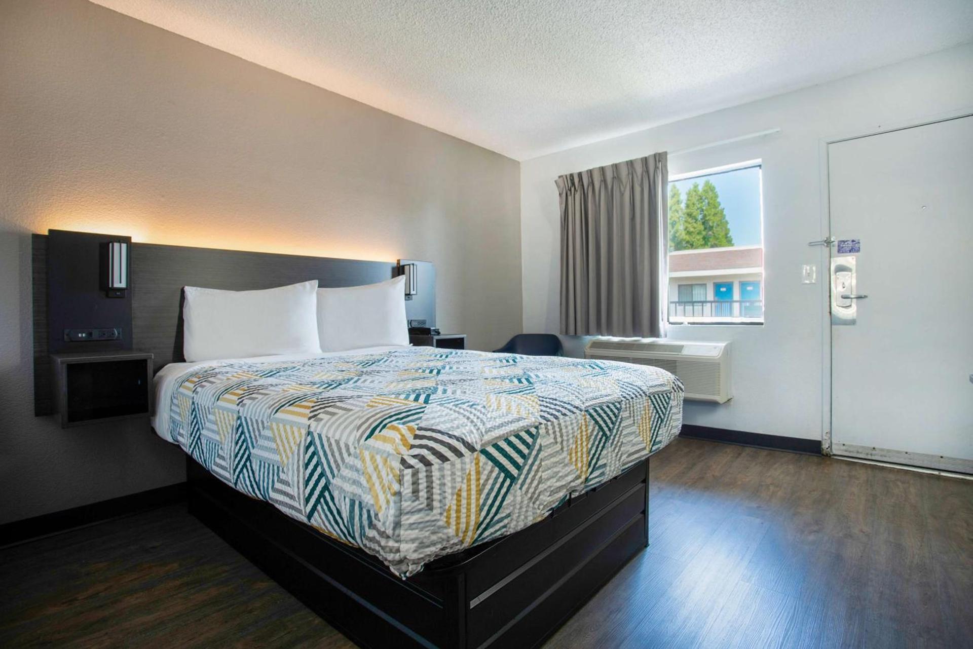 Motel 6-Salem, OR photo 18