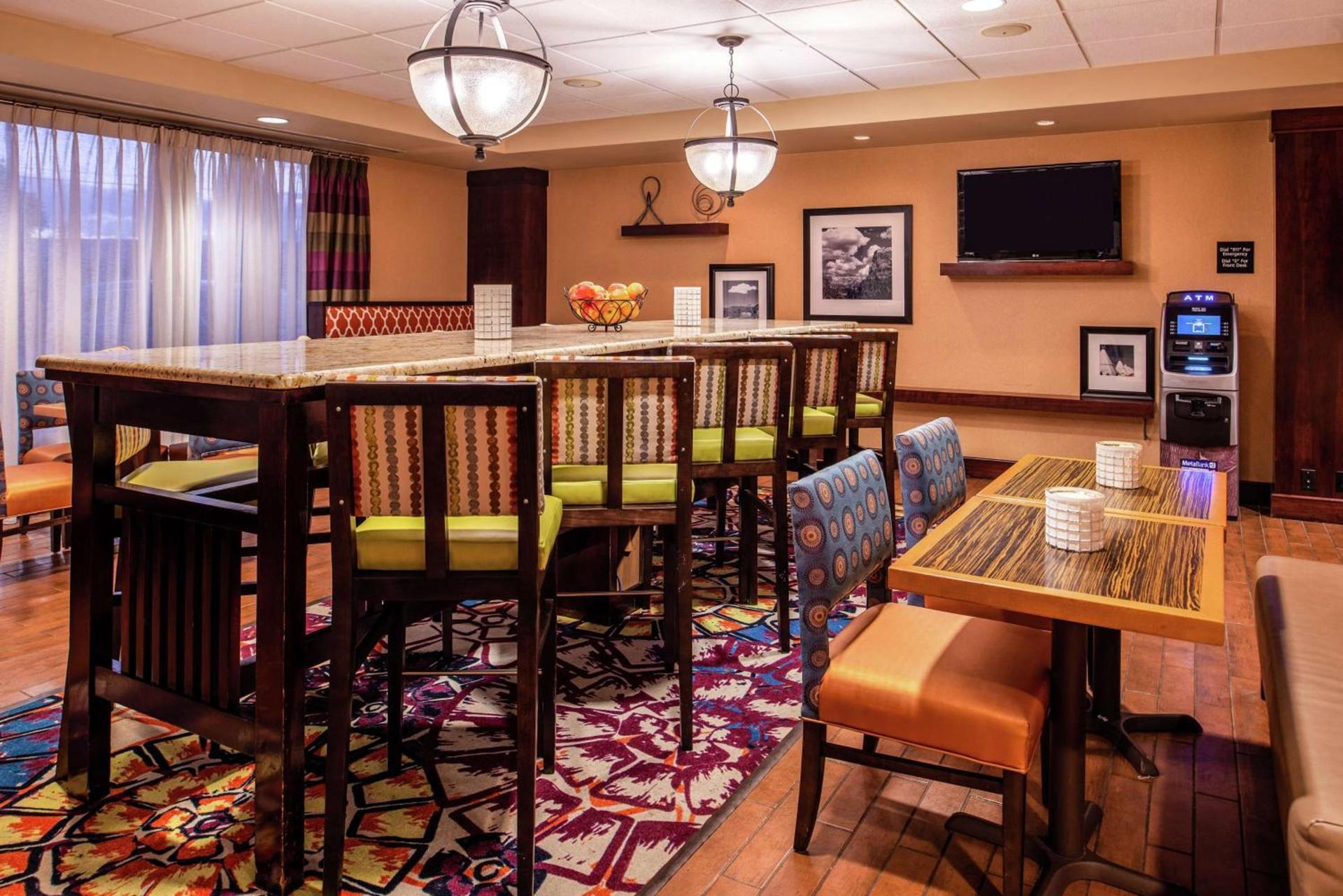 Hampton Inn Albuquerque - University/Midtown photo 24