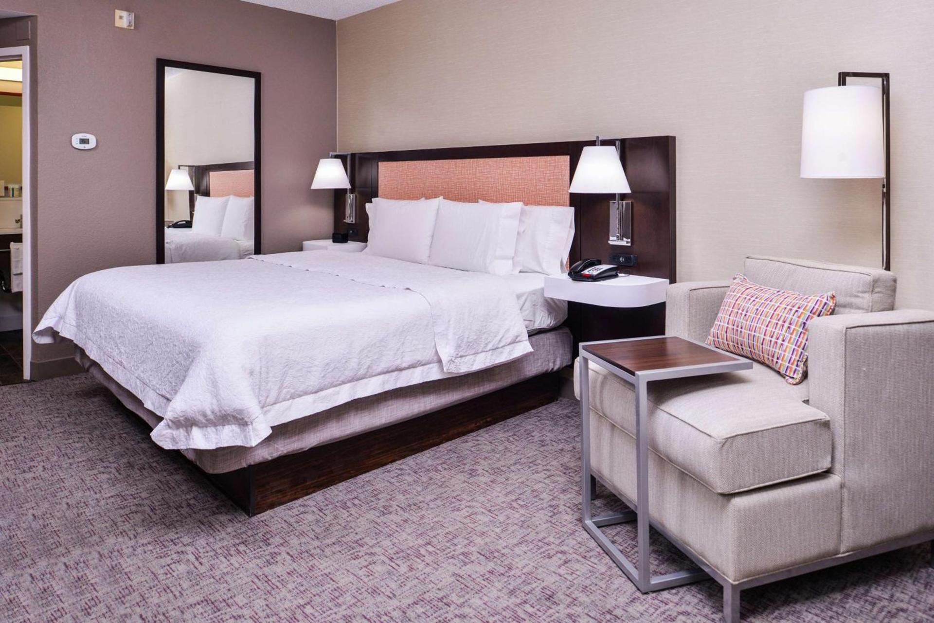 Hampton Inn Albuquerque - University/Midtown photo 38