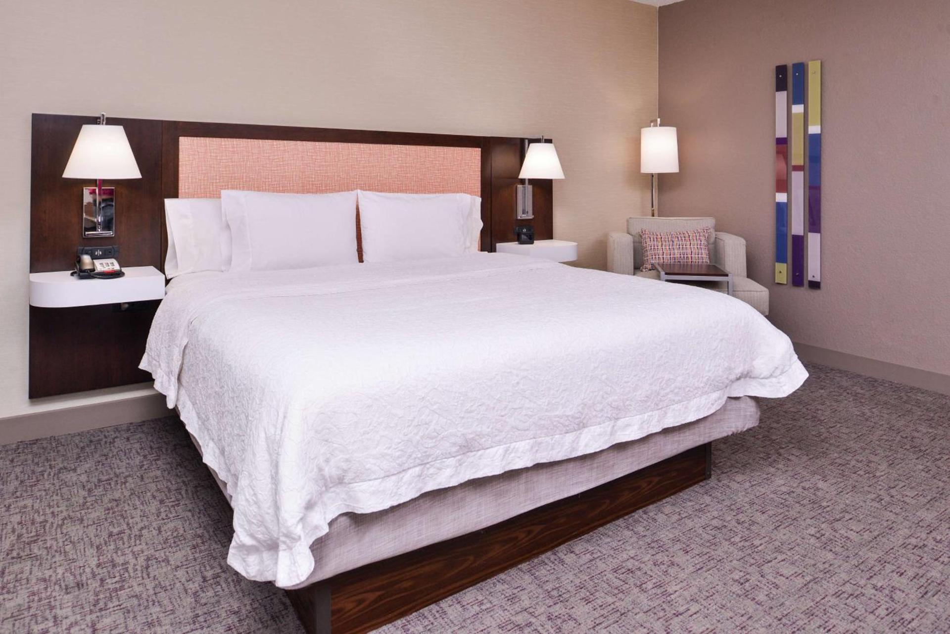 Hampton Inn Albuquerque - University/Midtown photo 42